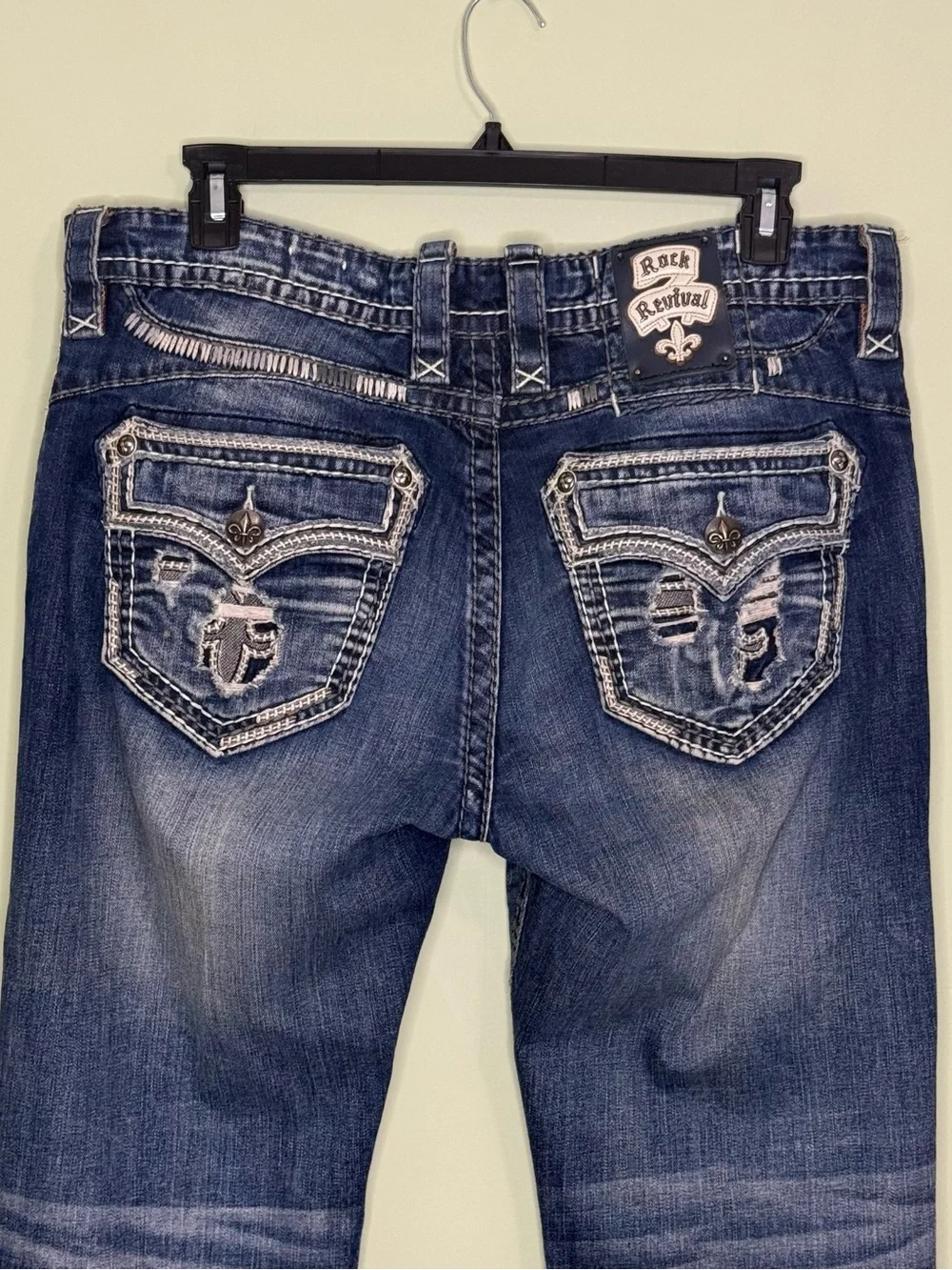 Rock revival Benson jeans,‎ 36 X 29 relaxed straight boho distressed y2k flap